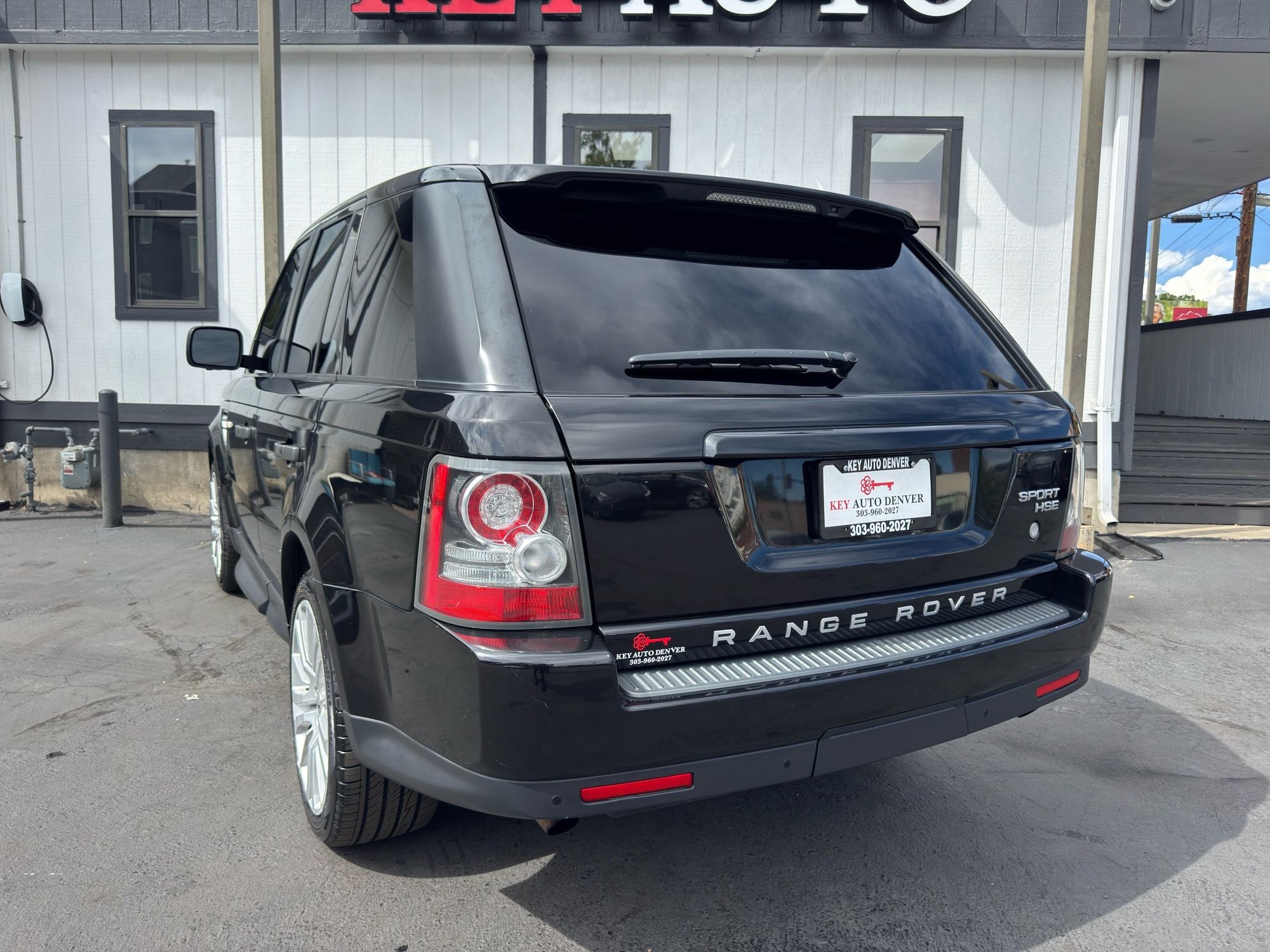 2010 Land Rover Range Rover Sport HSE photo 5