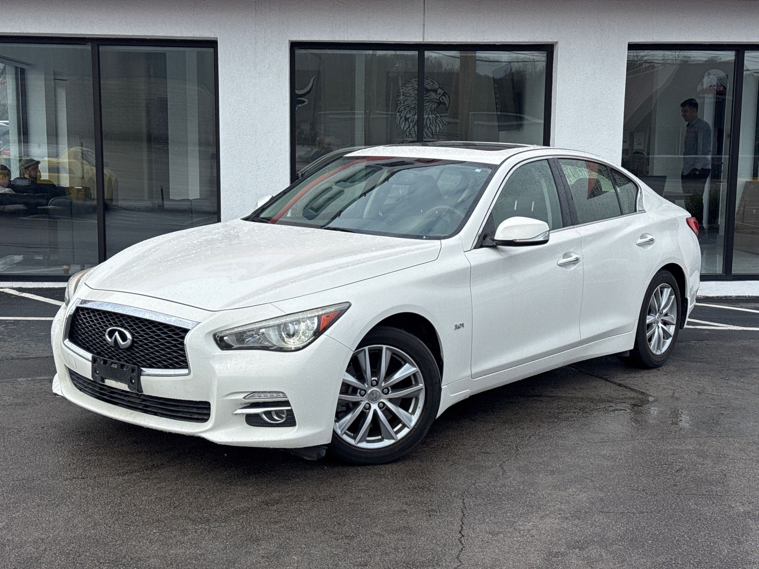 2017 INFINITI Q50 Premium
