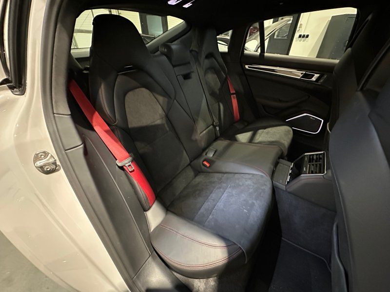 2023 Porsche Panamera GTS, photo 20