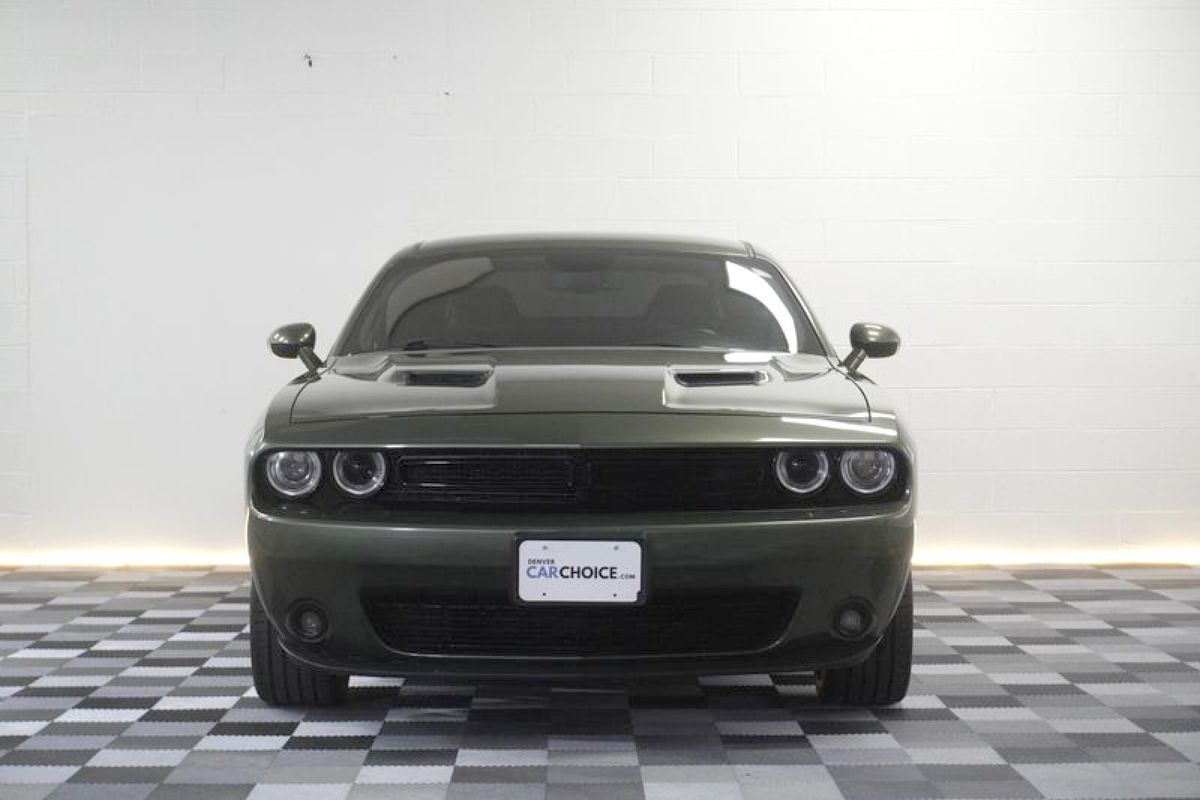 2018 Dodge Challenger SXT Plus