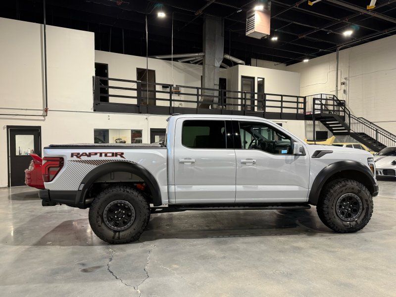 2025 Ford F-150 Raptor, photo 6