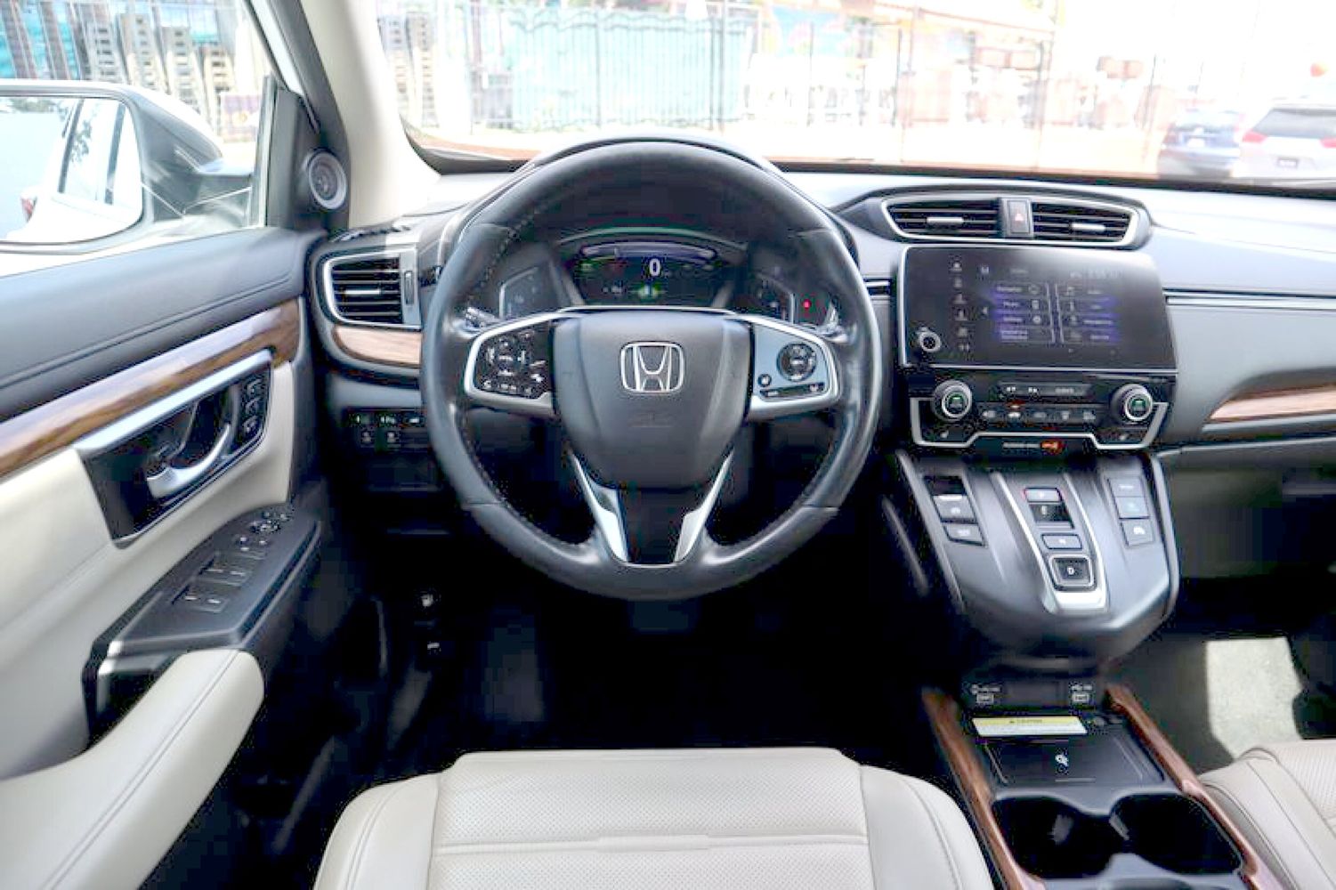 2022 Honda CR-V Hybrid Touring photo 29