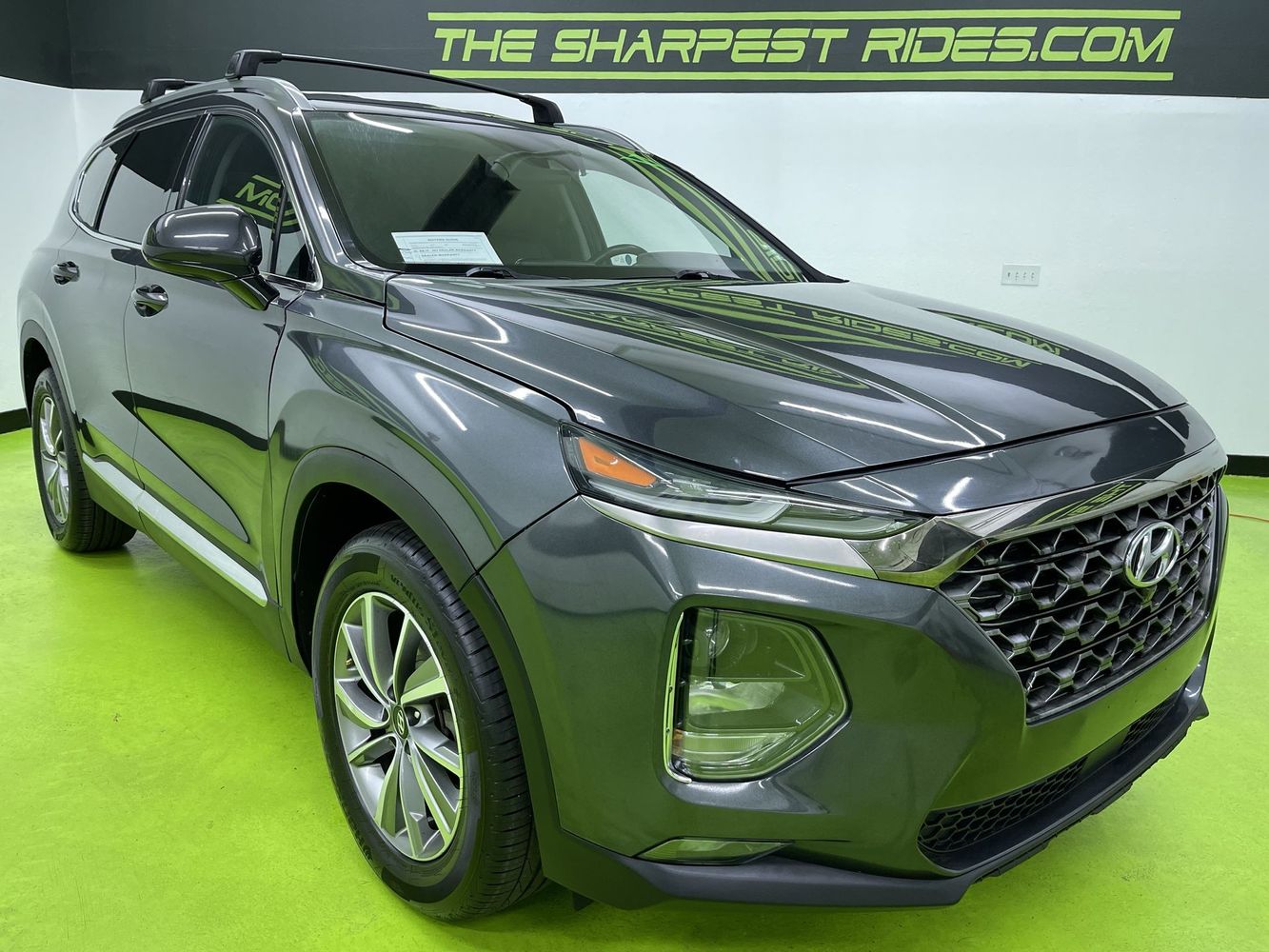 2020 Hyundai Santa Fe SEL photo 2