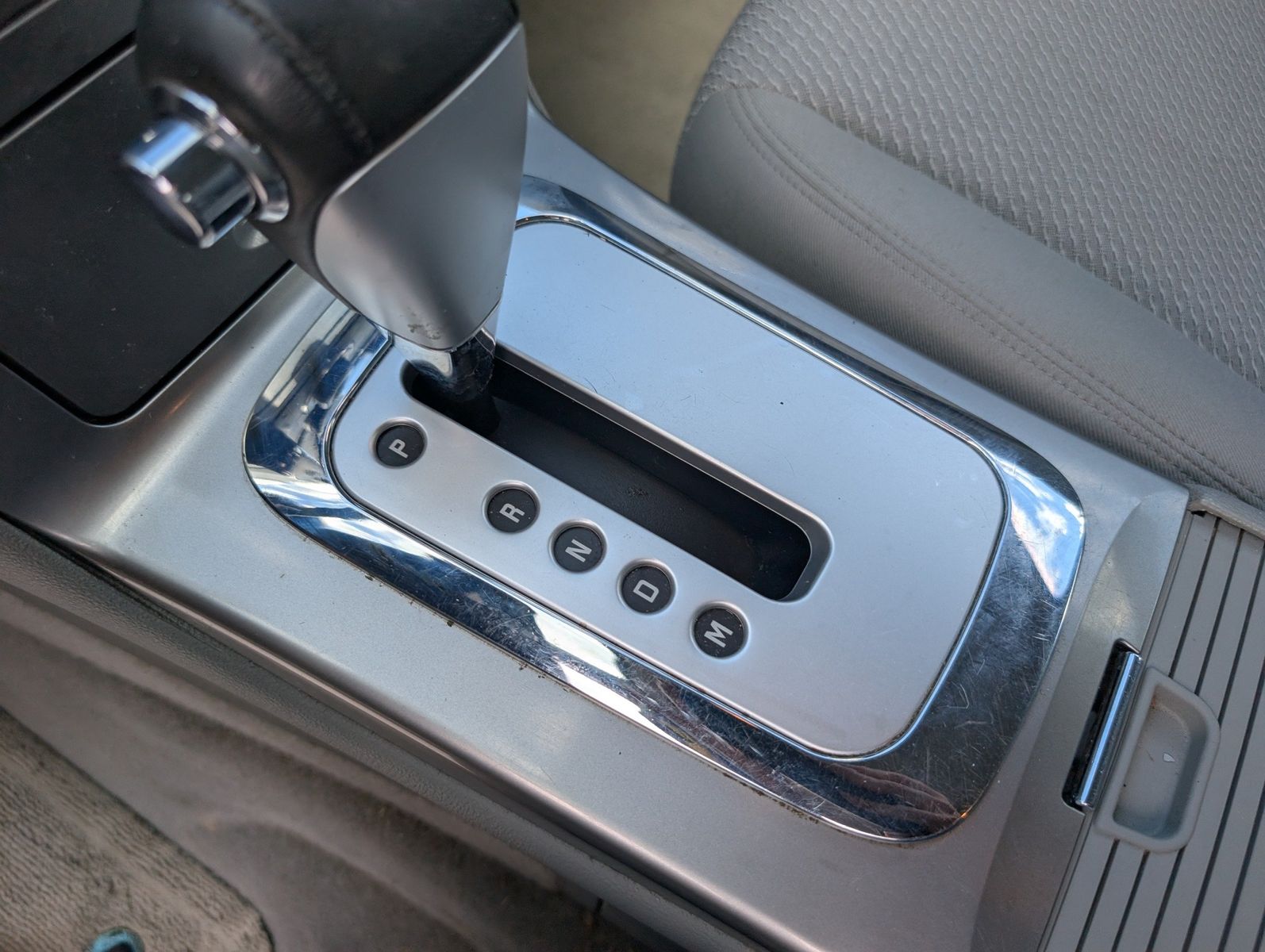 2009 Saturn Aura 49