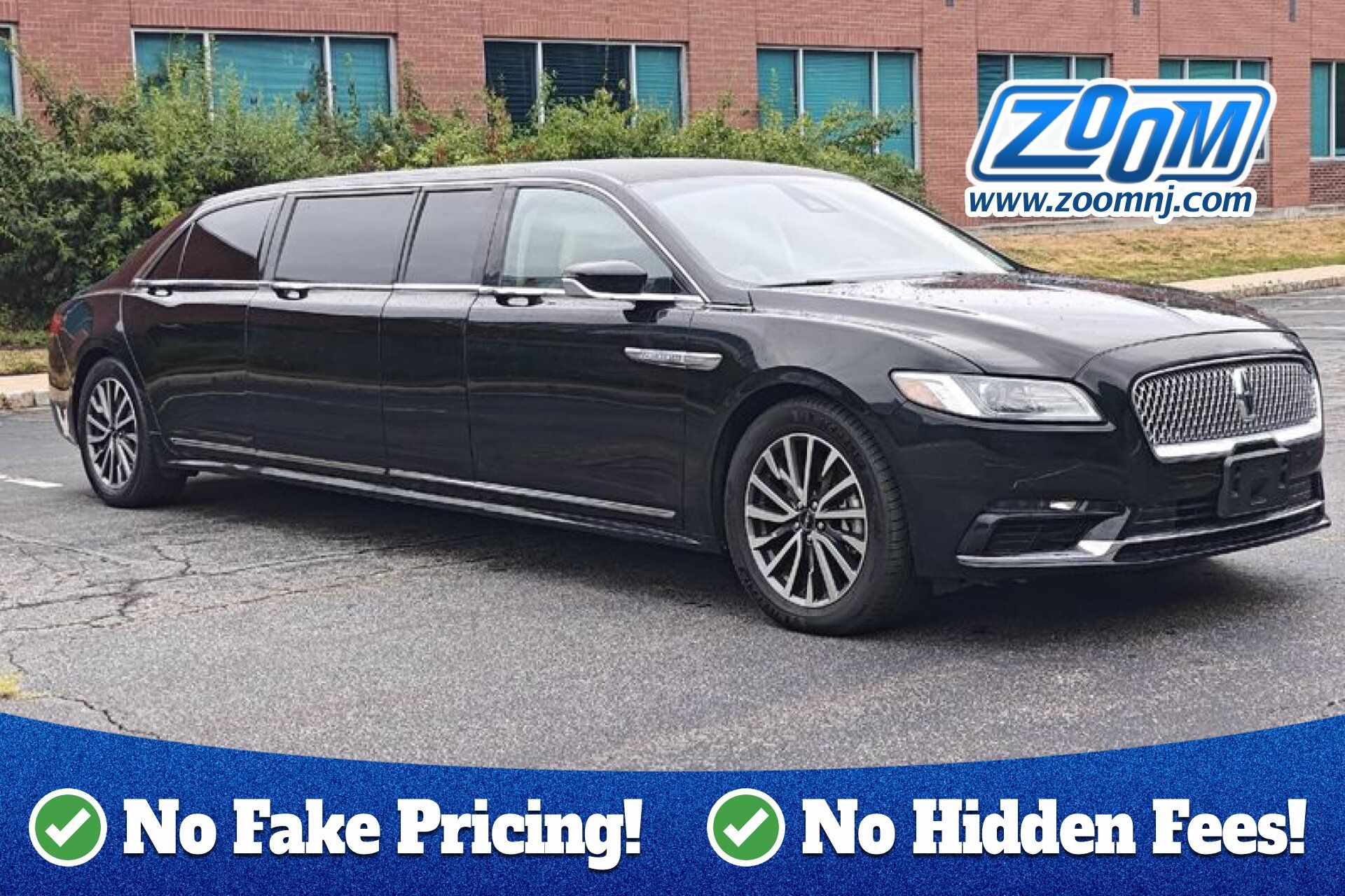 2018 Lincoln Continental Select AWD's photo