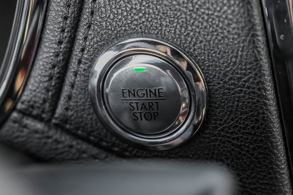 2017 Lincoln Continental Select photo 15