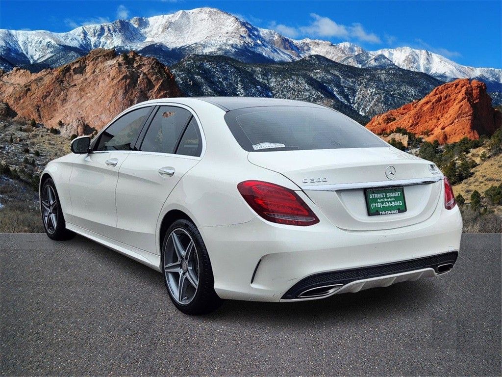 2016 Mercedes Benz C 300 4MATIC photo 3
