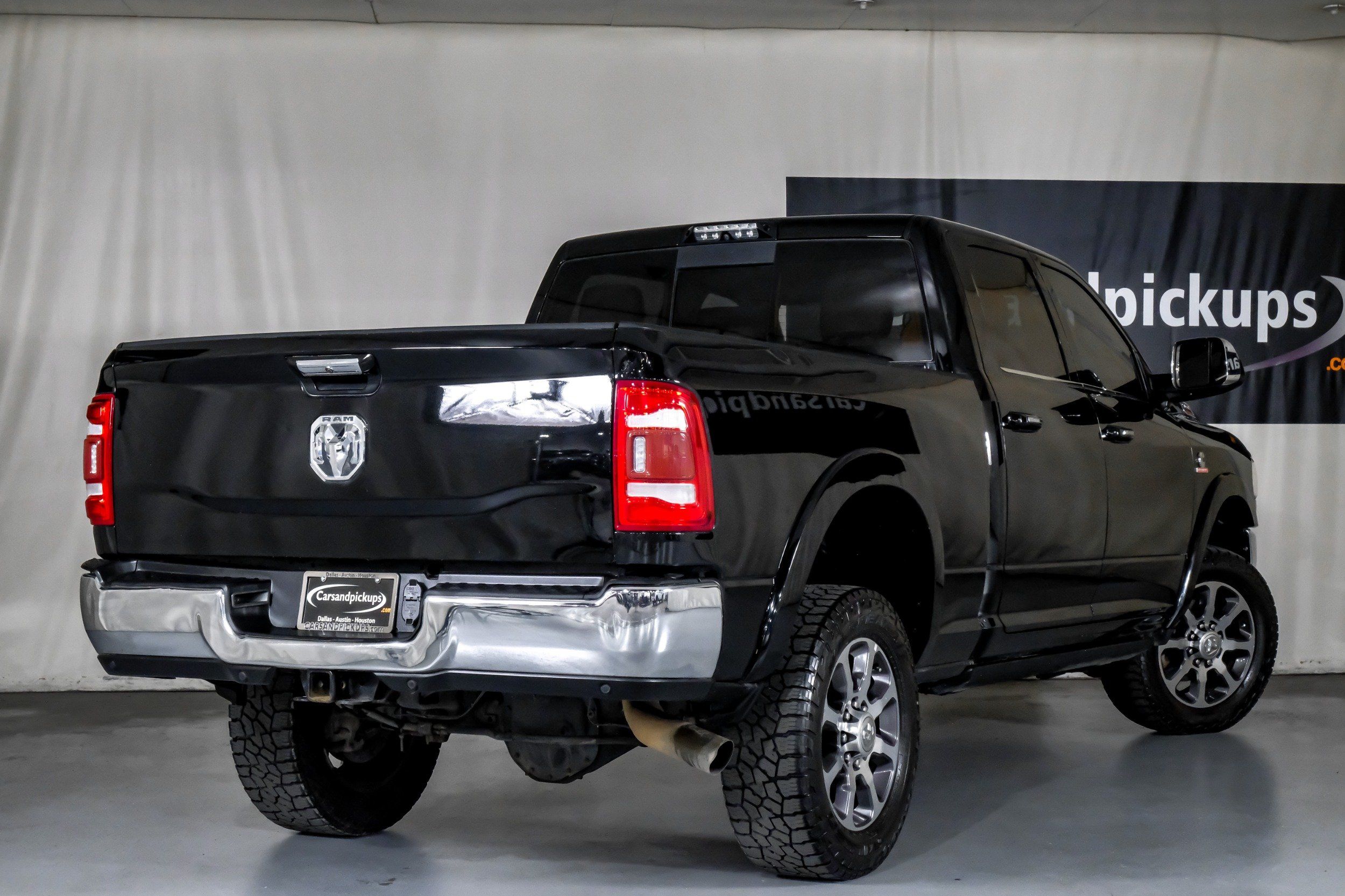 2019 Ram 2500 Laramie Longhorn photo 4