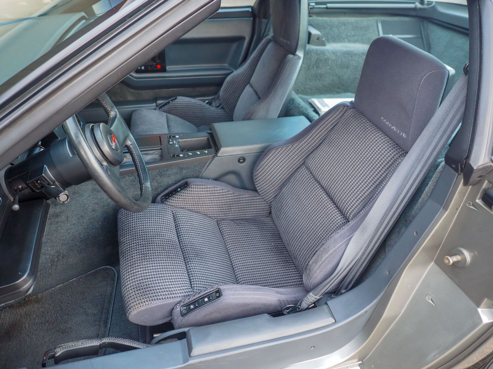 1985 Chevrolet Corvette 49