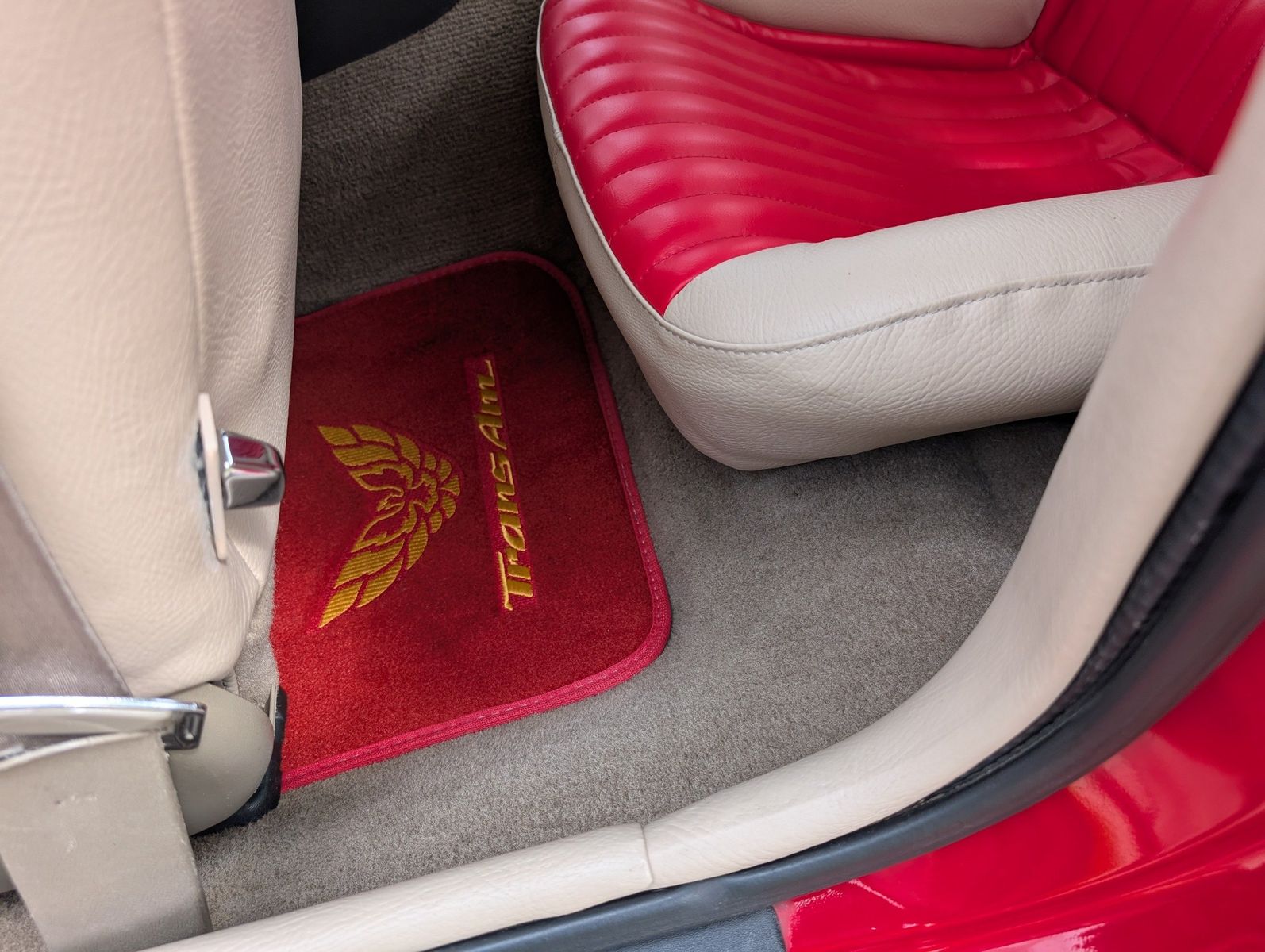 1999 Pontiac Firebird 119