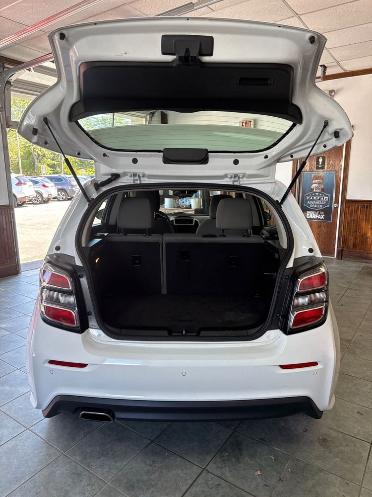 2020 Chevrolet Sonic LT photo 7