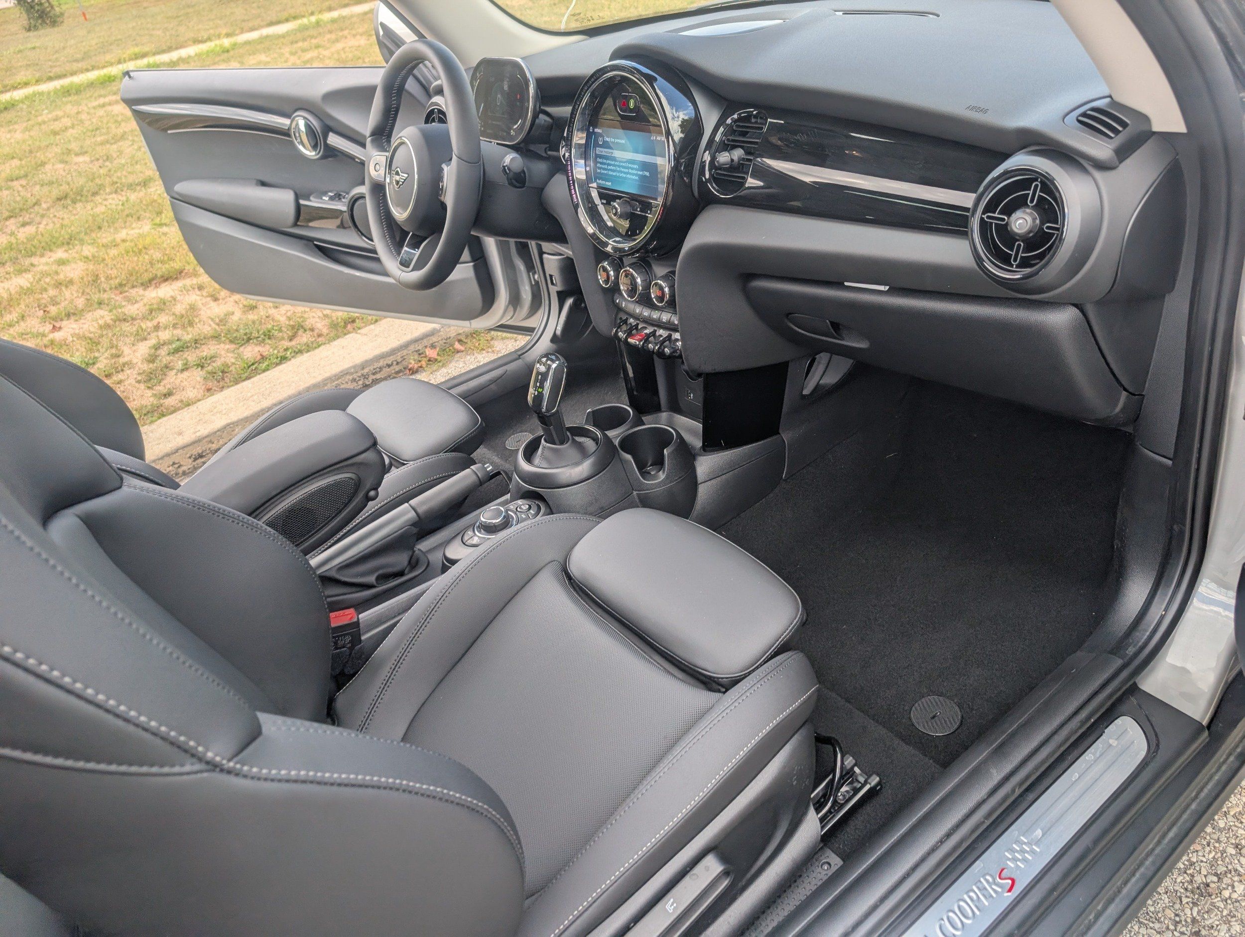 2024 Mini Cooper 2 Door Hardtop S photo 16