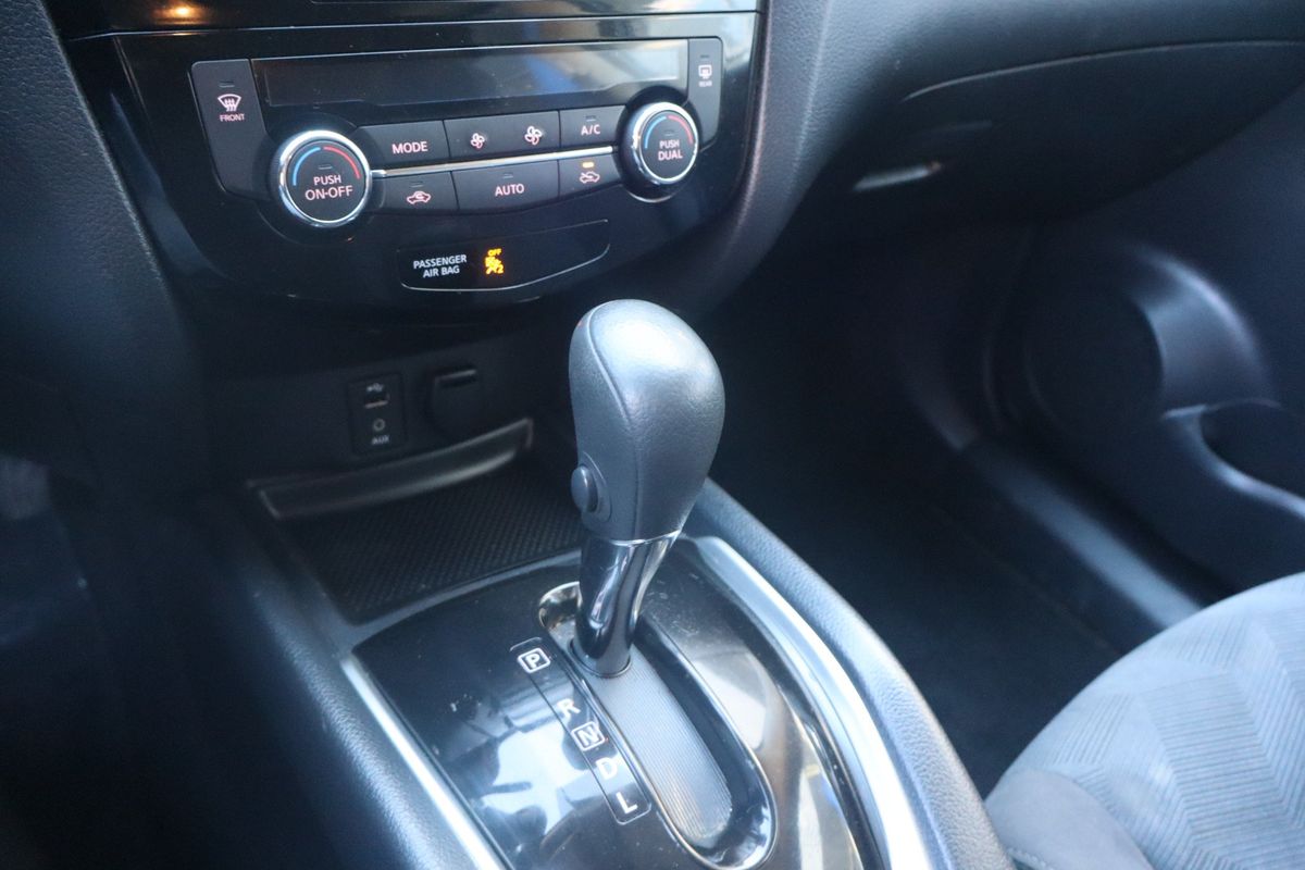 2016 Nissan Rogue SV AWD