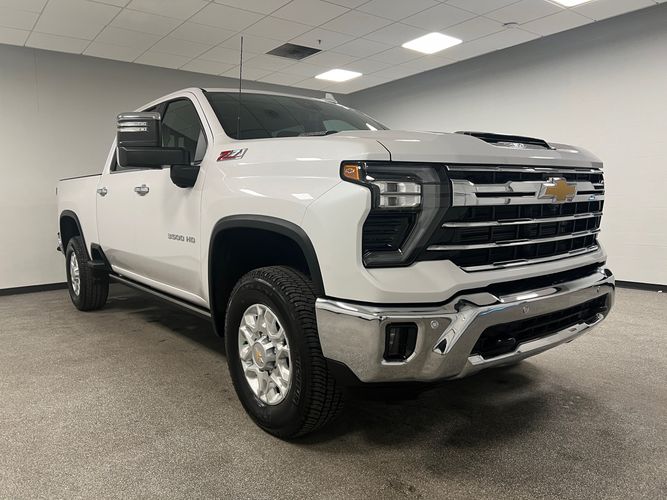 2024 Chevrolet Silverado 3500HD LTZ ClearShift