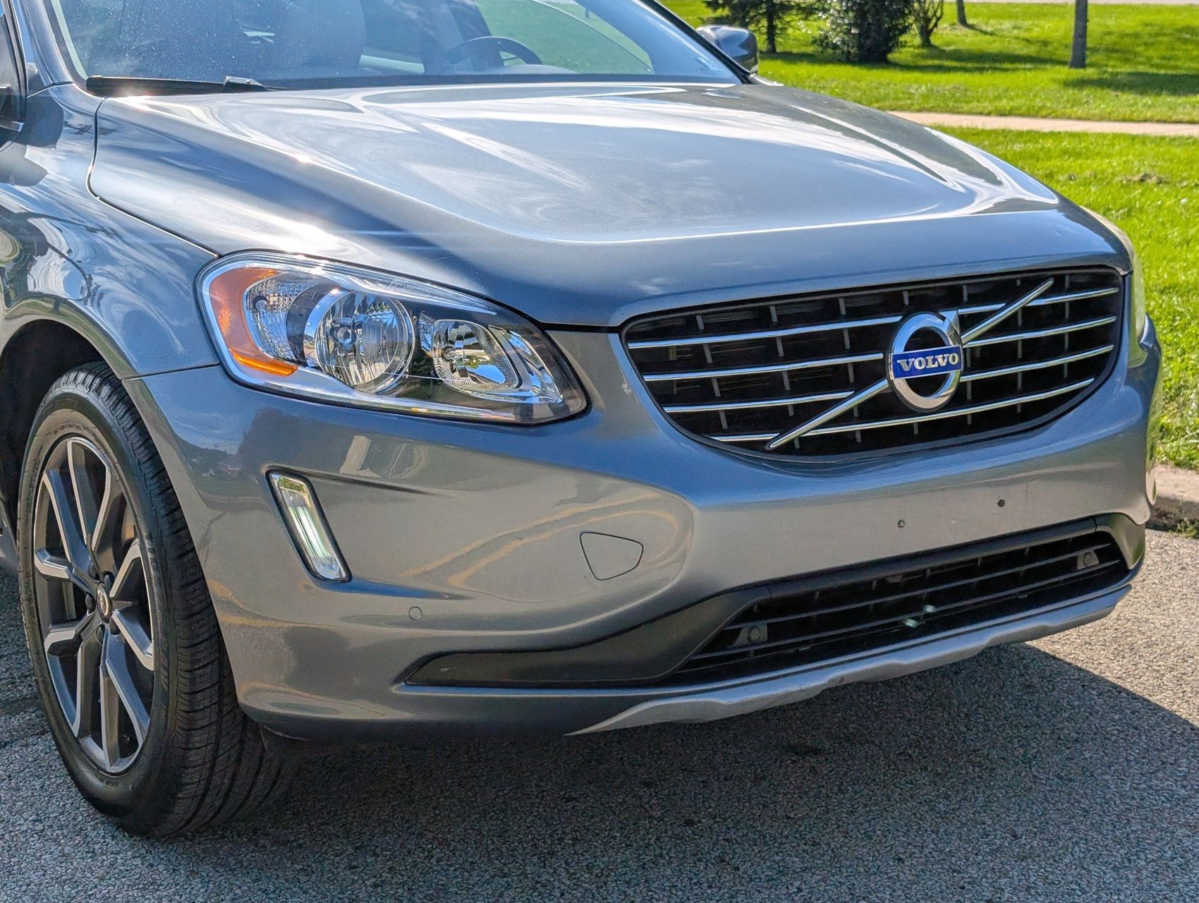2016 Volvo XC60 17