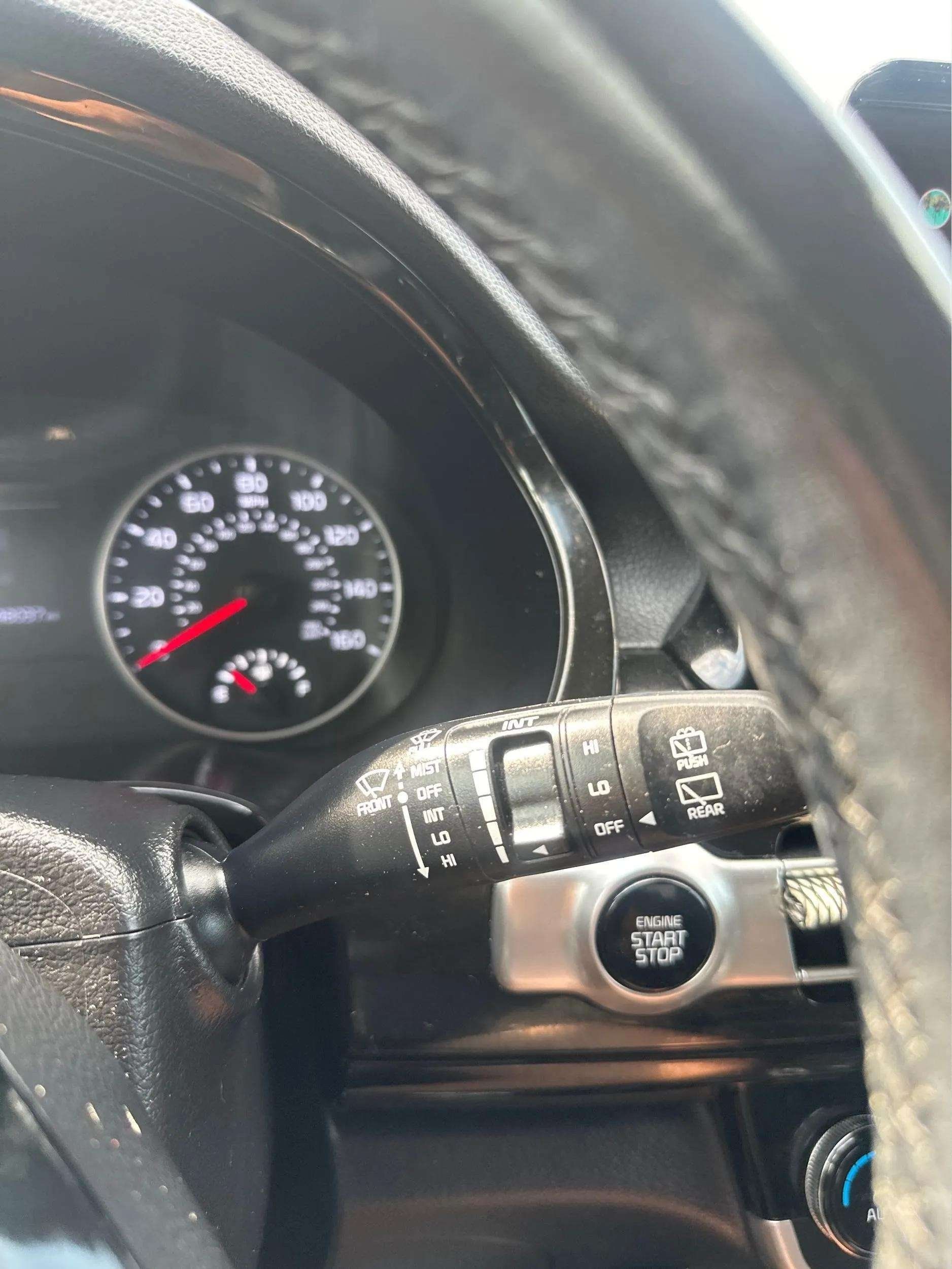 2022 Kia Seltos EX - Photo 28