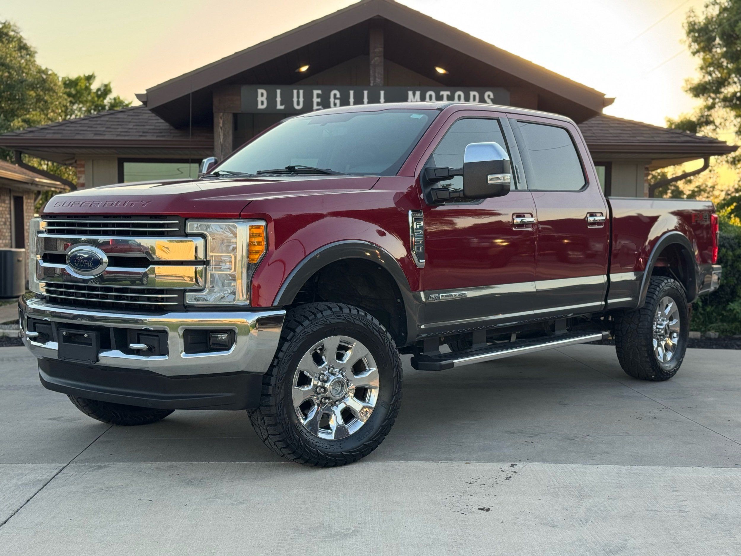 2017 Ford F-250 Lariat 4x4 Crew Cab 8' Box's photo