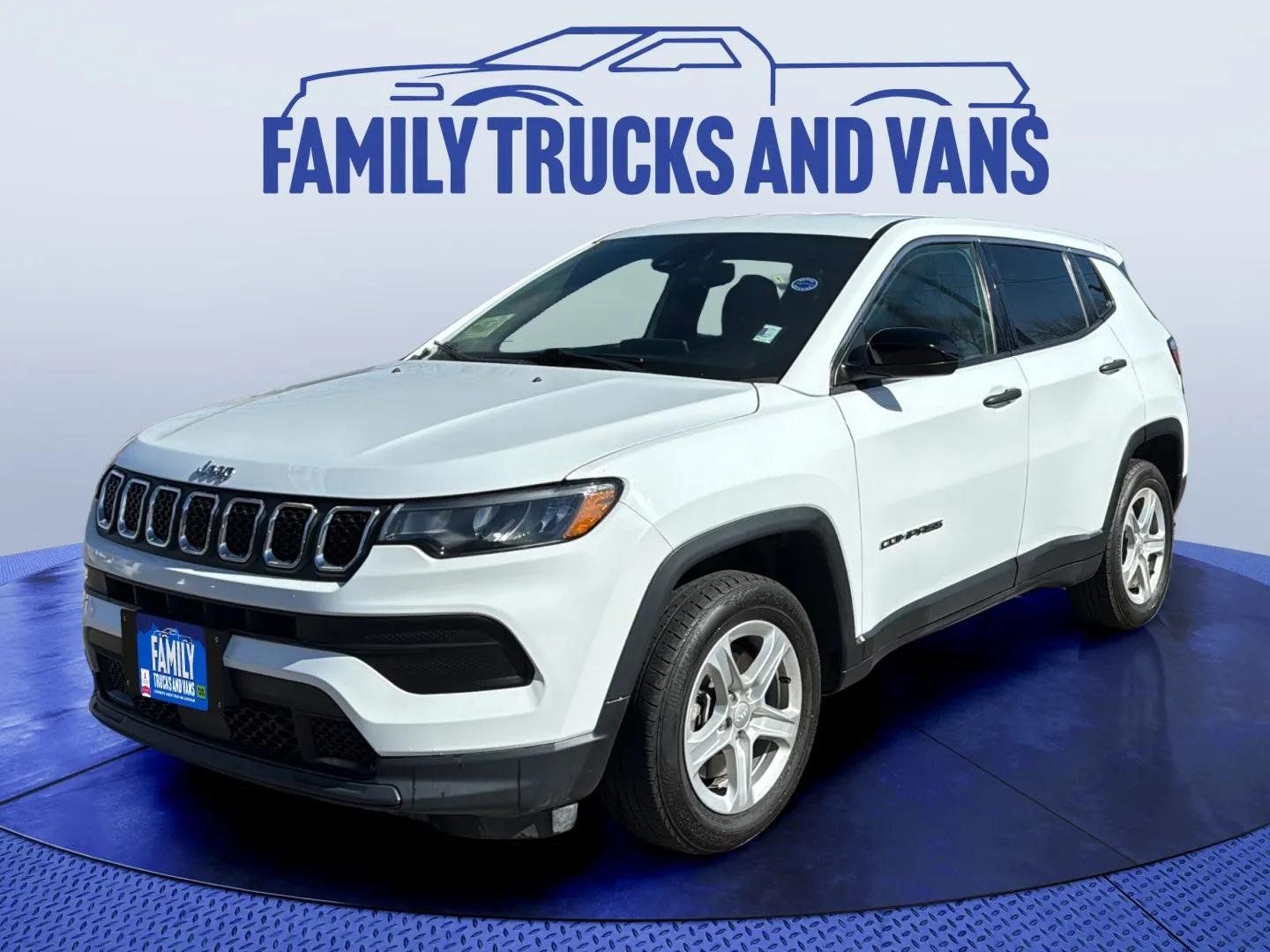 2023 Jeep Compass Sport 4X4's photo