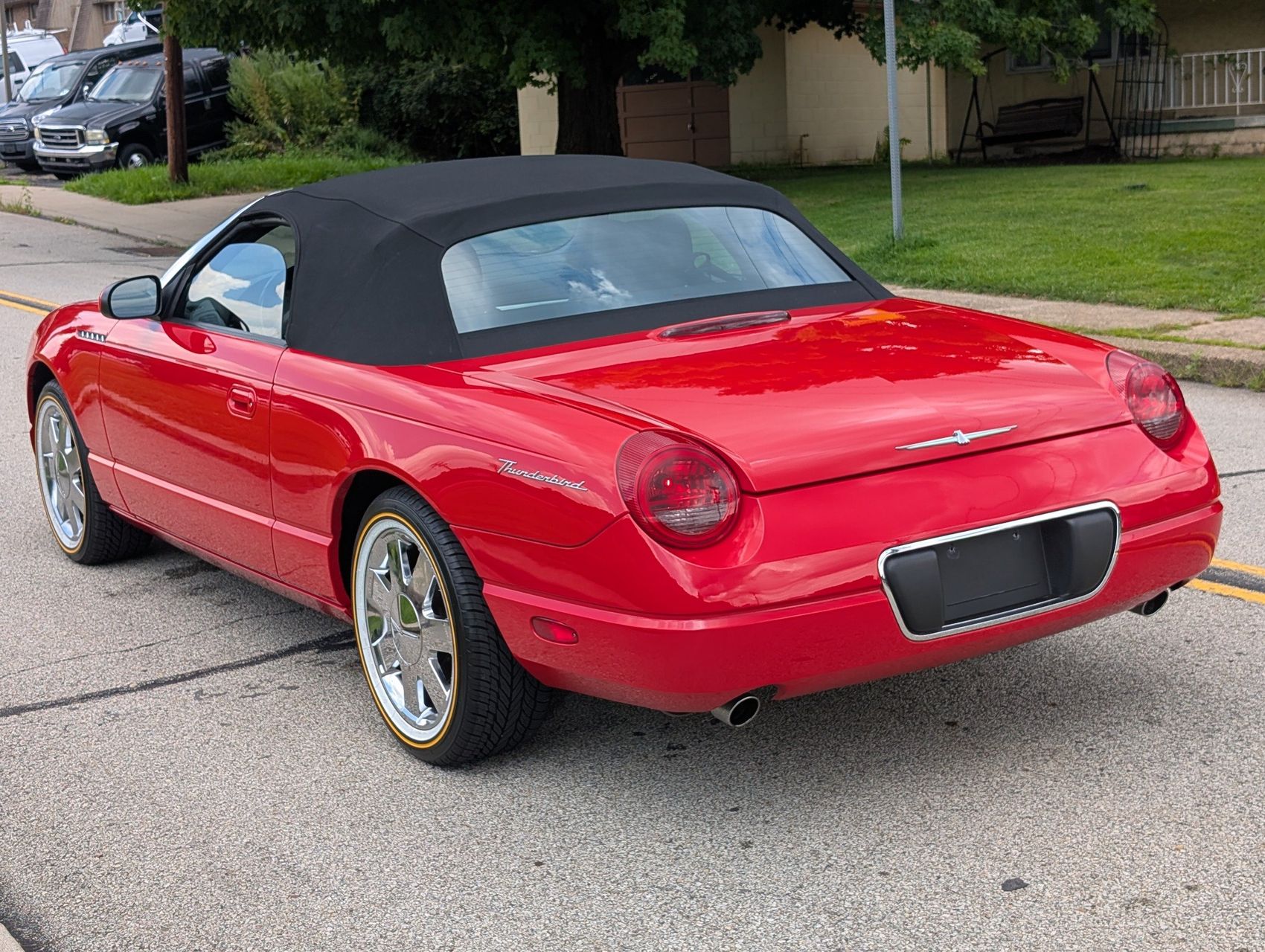 2002 Ford Thunderbird 11