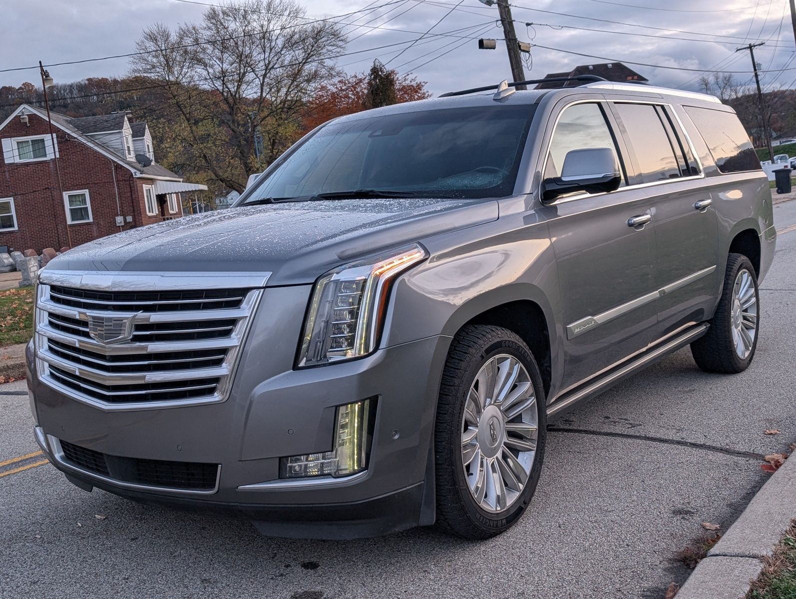 2019 Cadillac Escalade ESV 8