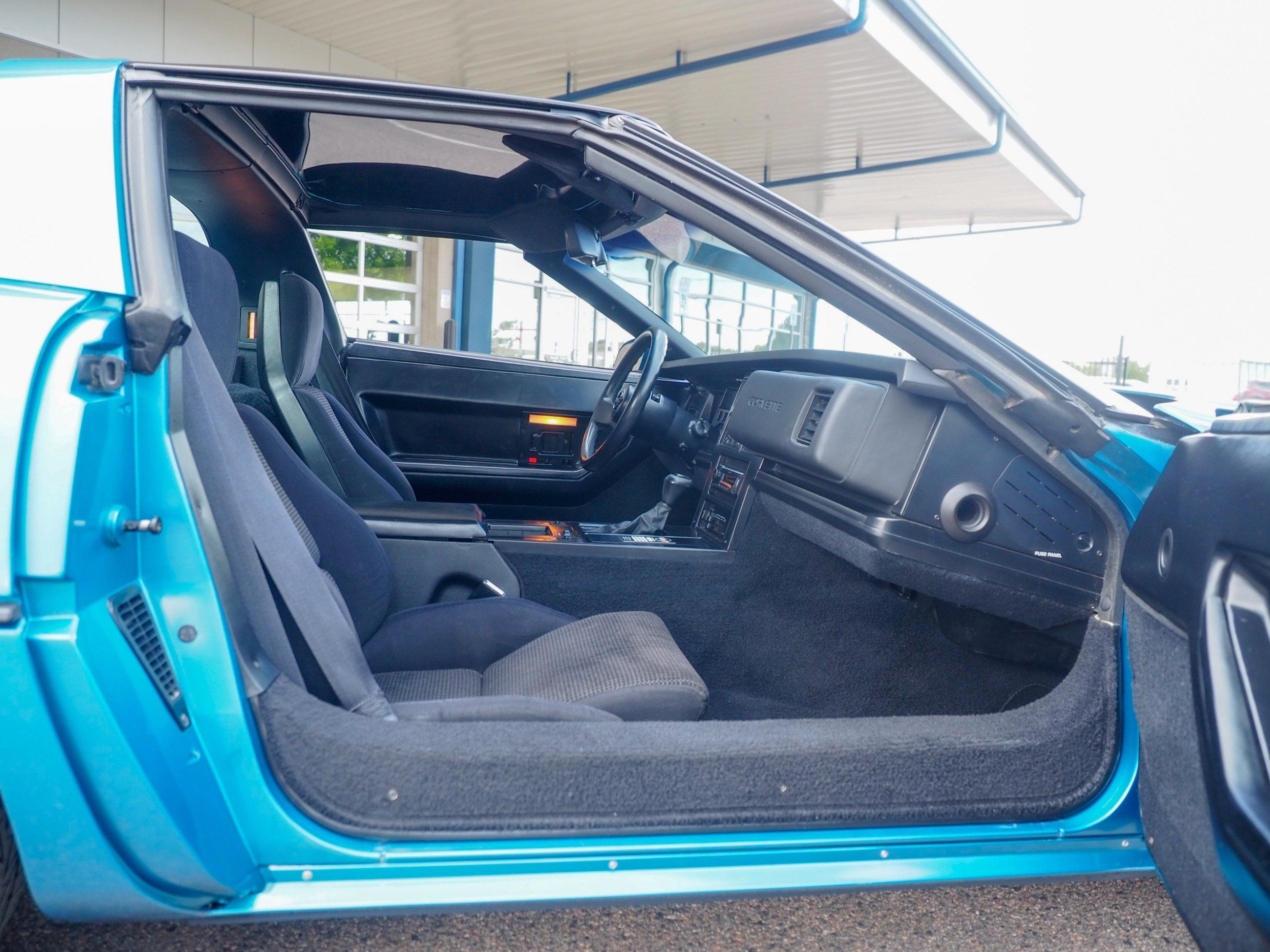 1988 Chevrolet Corvette Blue Coupe