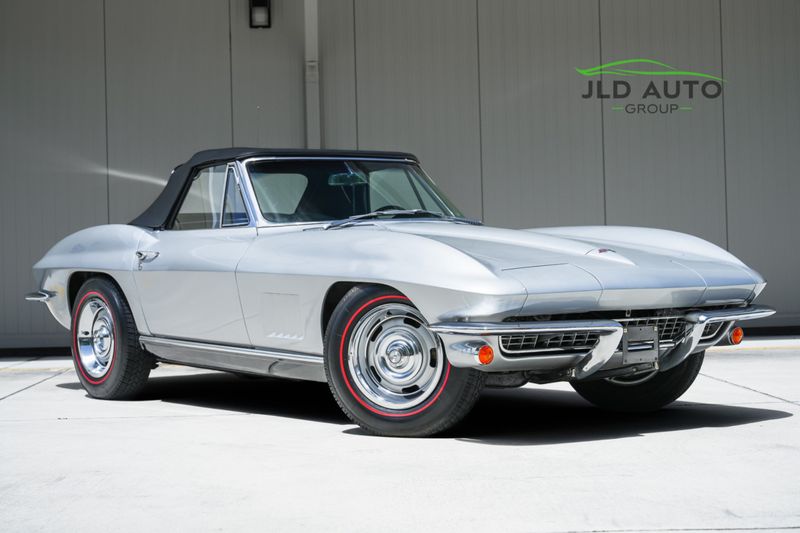 1967 Corvette Convertible 999ファインシルバー 1967 Chevrolet Corvette Convertible | JLD AUTO GROUP
