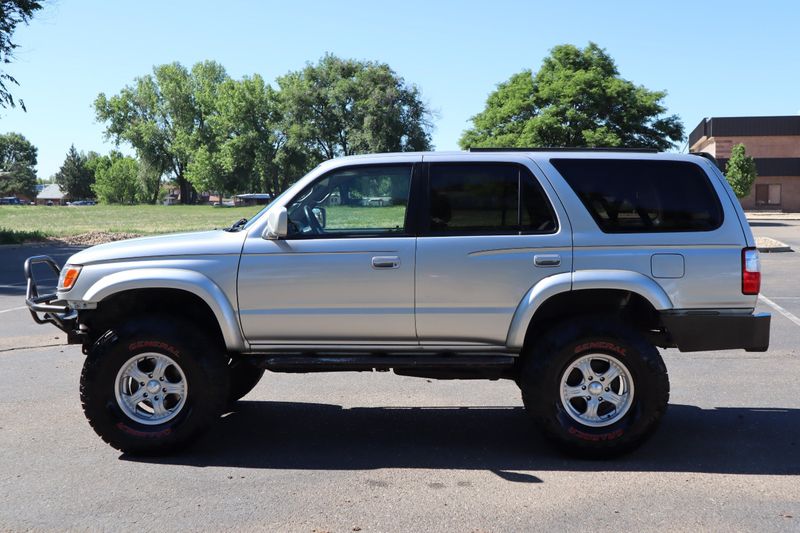 2002 Toyota 4Runner Photos