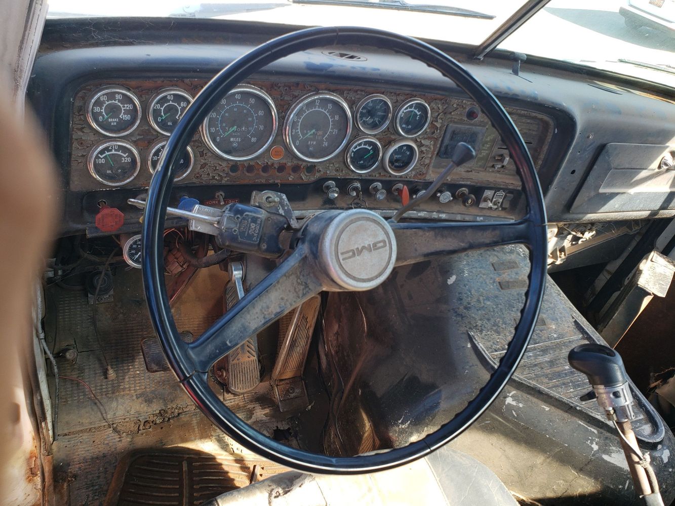 1978 GMC 9500 Diesel Small Town Auto Sales