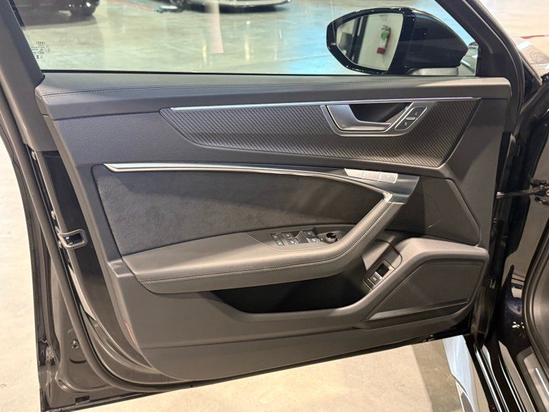 2026 Audi RS 6 Avant Performan quattro tiptronic, photo 9