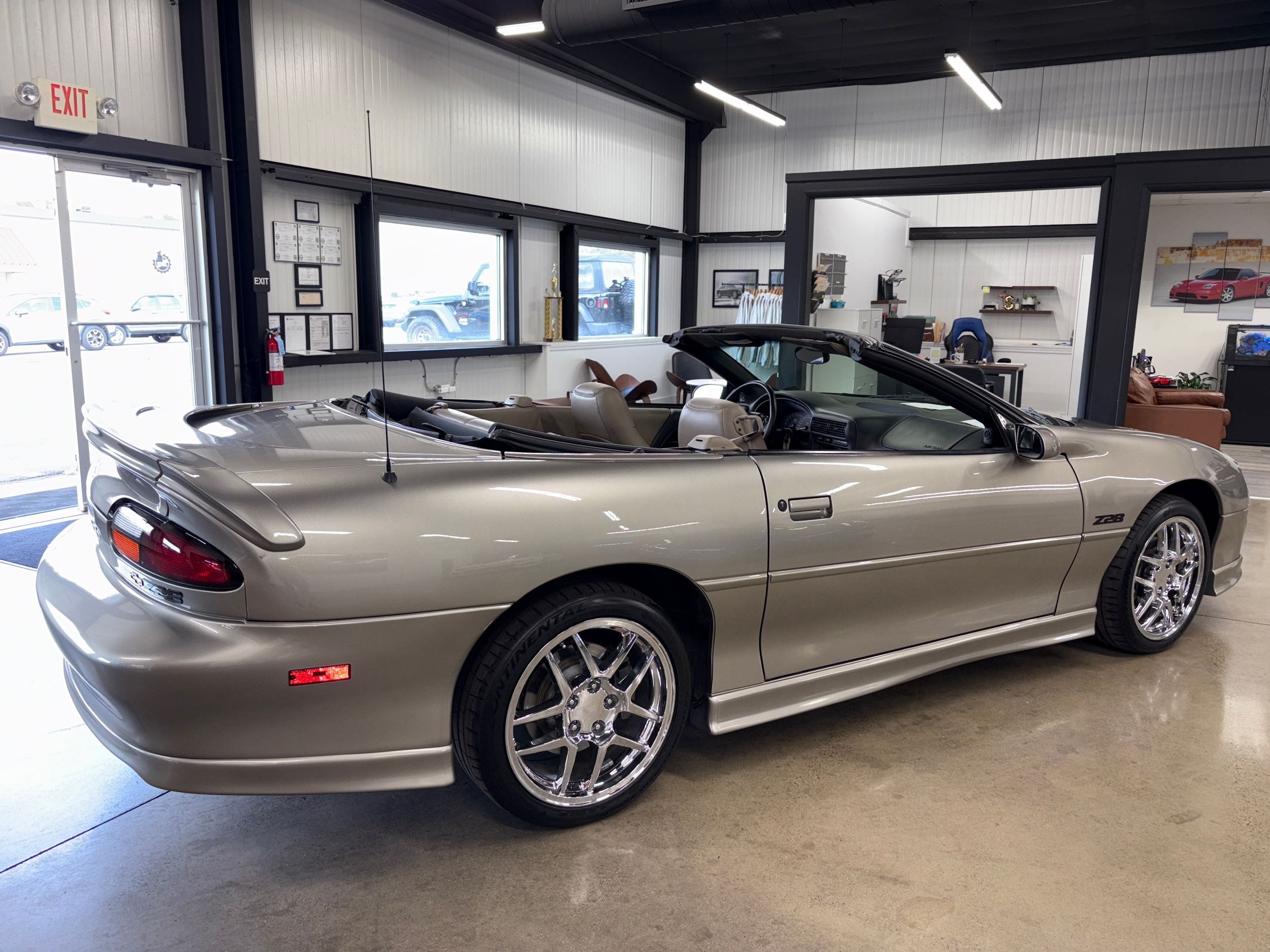 2002 Chevrolet Camaro Sport Coupe photo 13