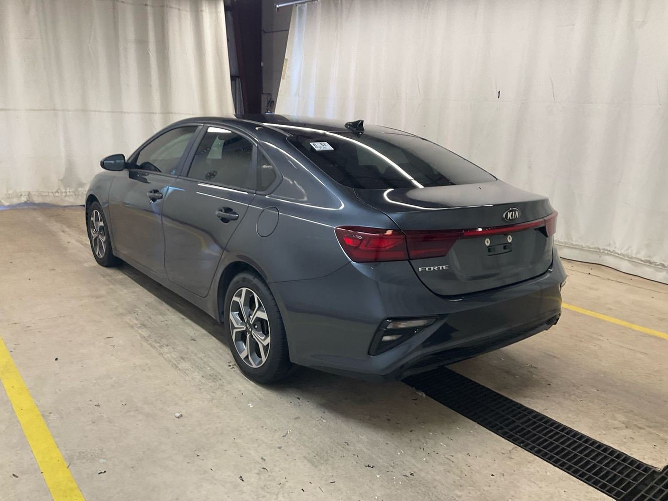 2020 Kia Forte FE LXS photo 2