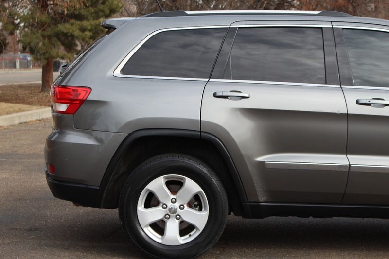  2012 Jeep Grand Cherokee Laredo | Victory Motors of Colorado