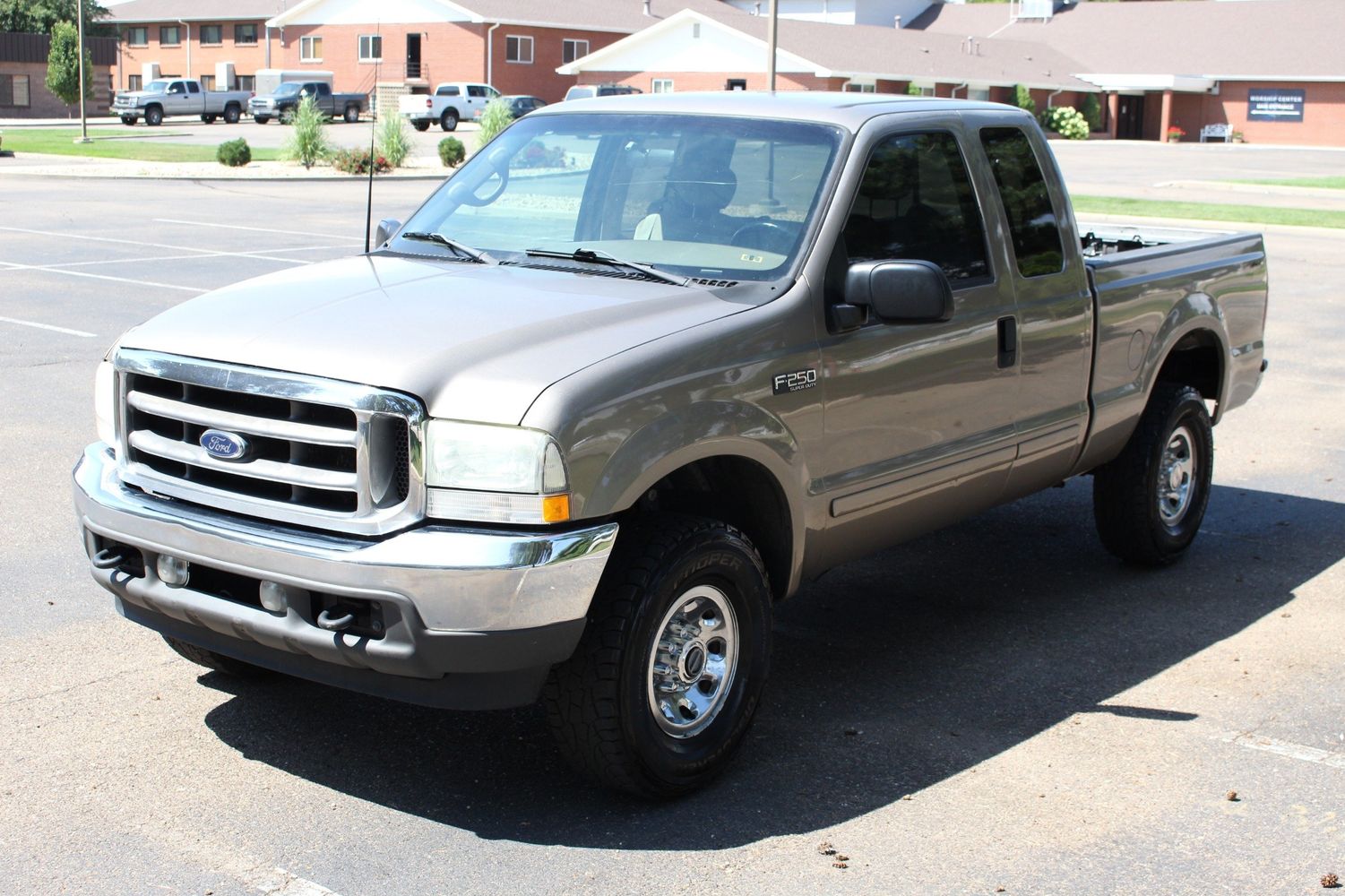 2002 Ford F-250 Super Duty XLT | Victory Motors of Colorado