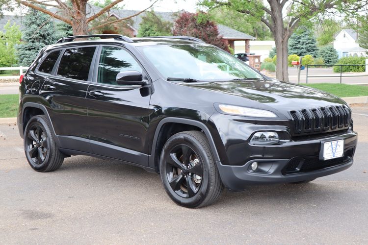 2018 Jeep Cherokee Latitude | Victory Motors of Colorado