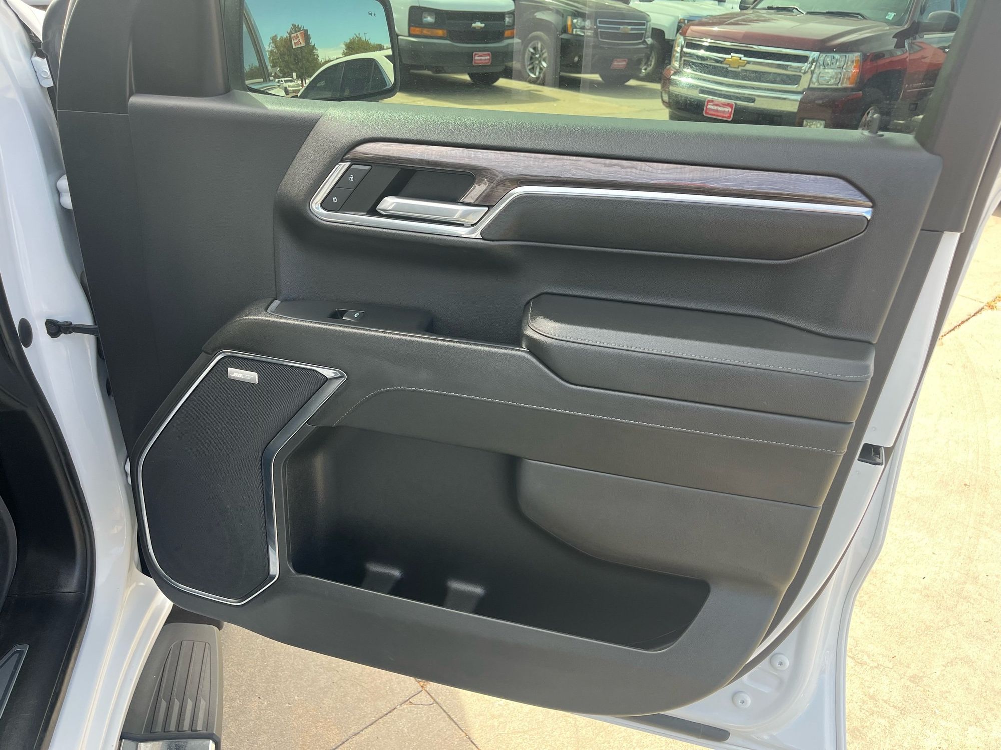 2024 Chevrolet Silverado 1500 LTZ photo 18