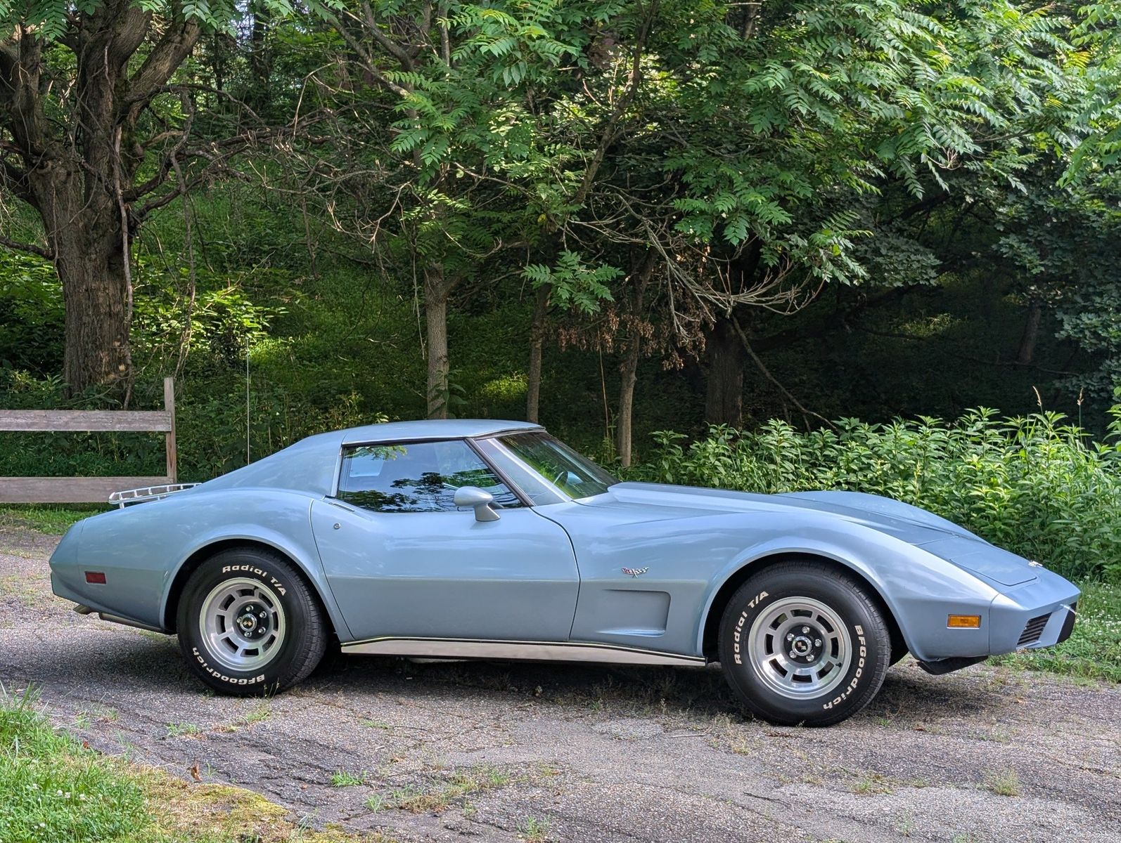 1977 Chevrolet Corvette 13