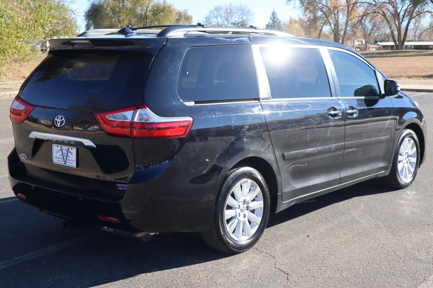 2015 Toyota Sienna Limited Premium 7-Passenger | Victory Motors of Colorado