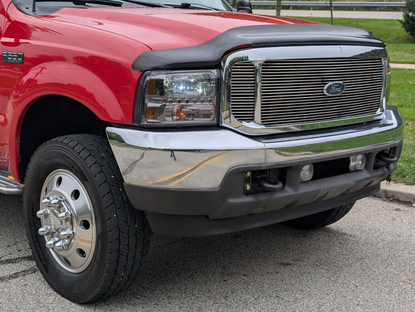 2001 Ford F-550 19