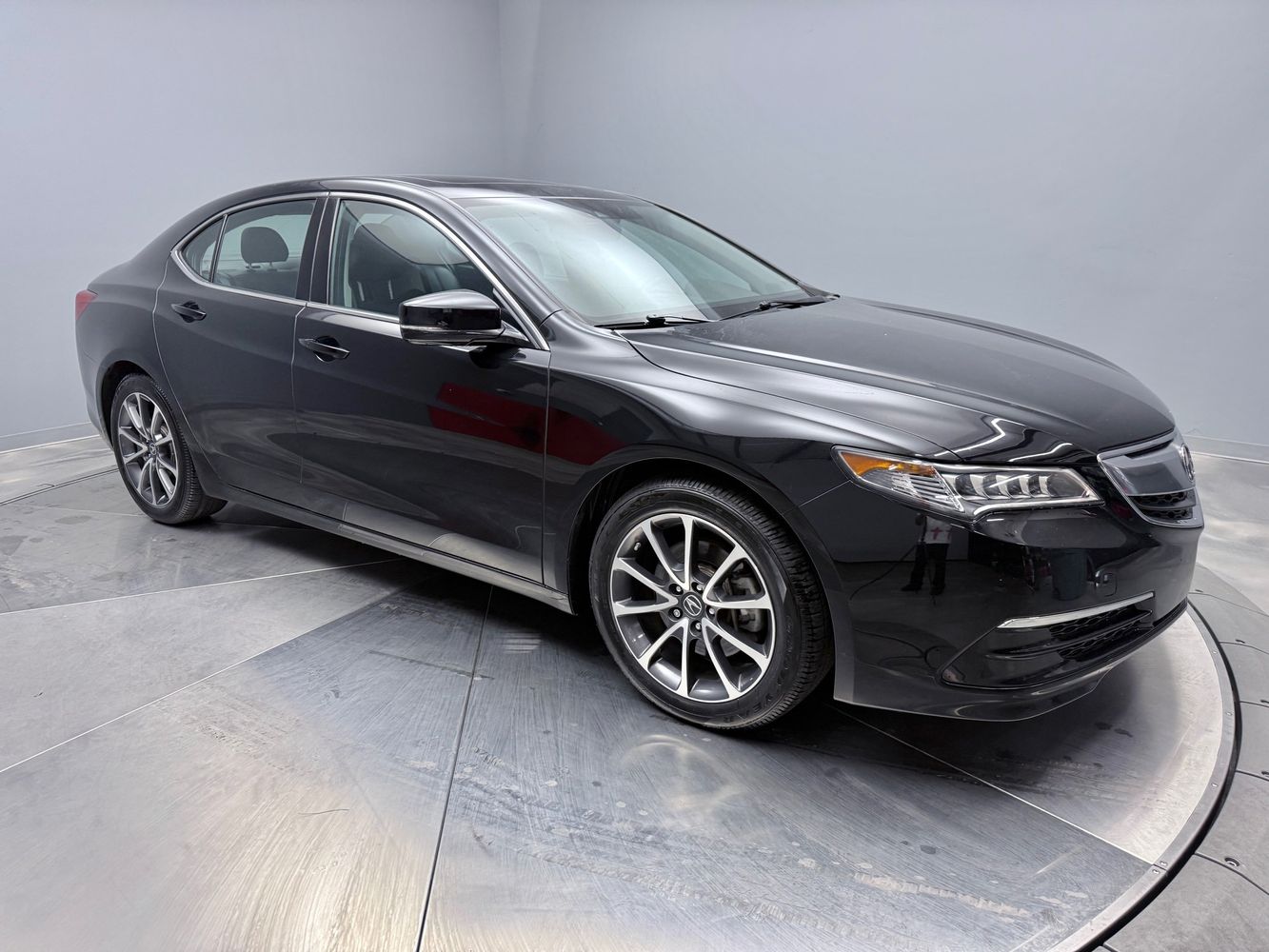 2017 Acura TLX SH-AWD Technology photo 3