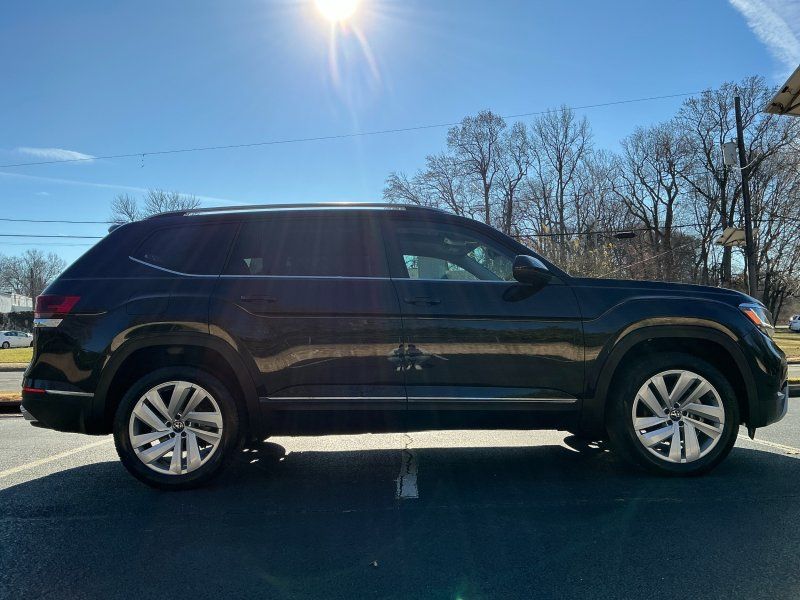 2021 Volkswagen Atlas V6 SEL photo 3