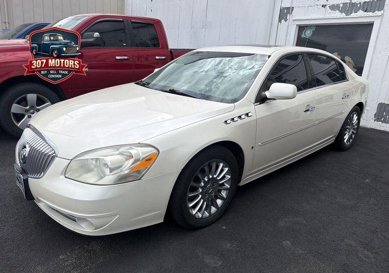 White 2009 Buick Lucerne Sedan Front-Wheel Drive 4-Speed Automatic