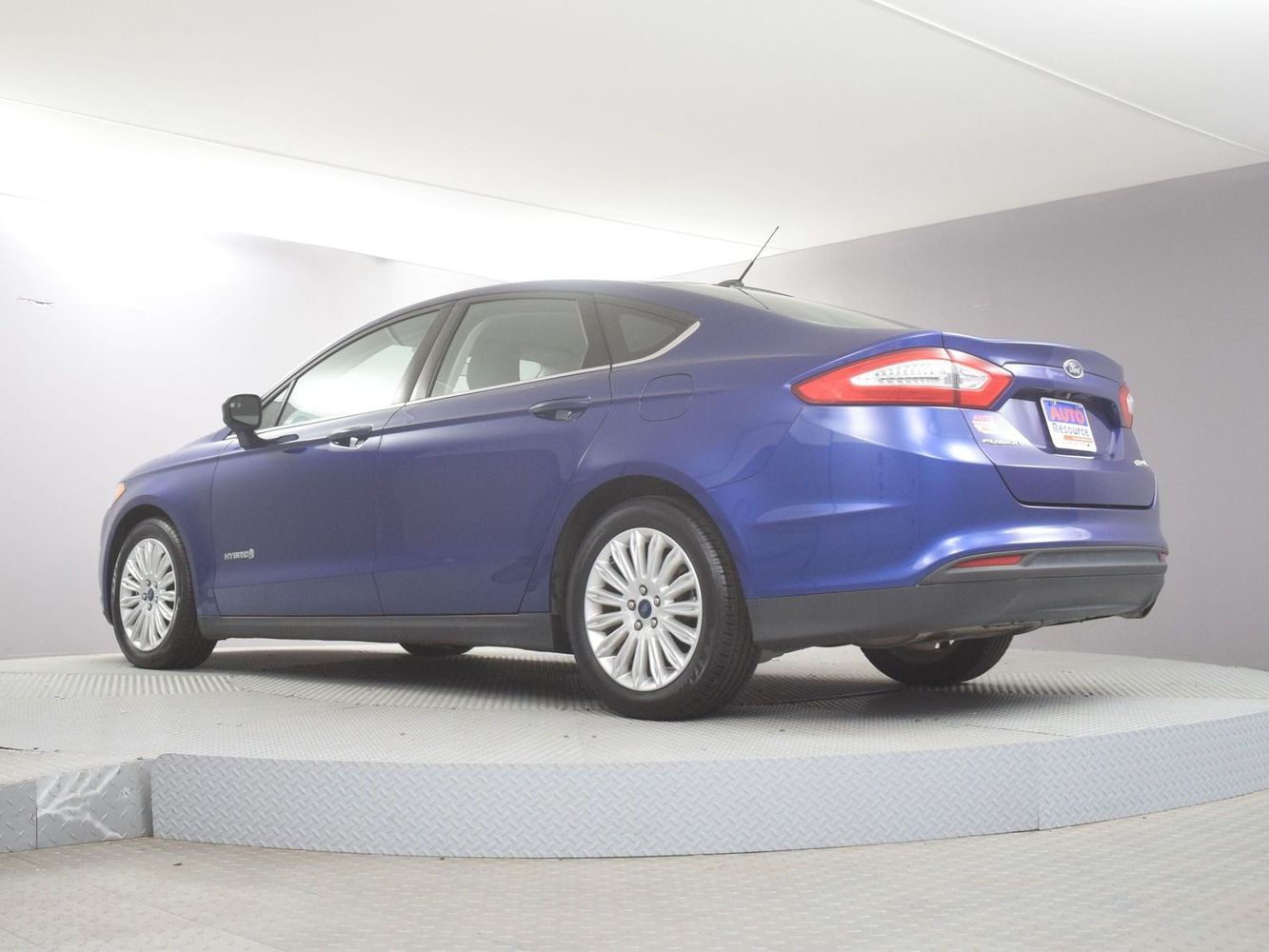 2016 Ford Fusion Hybrid S photo 23