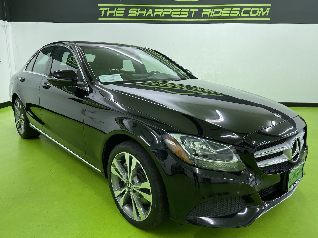 2018 Mercedes Benz C 4MATIC photo 2