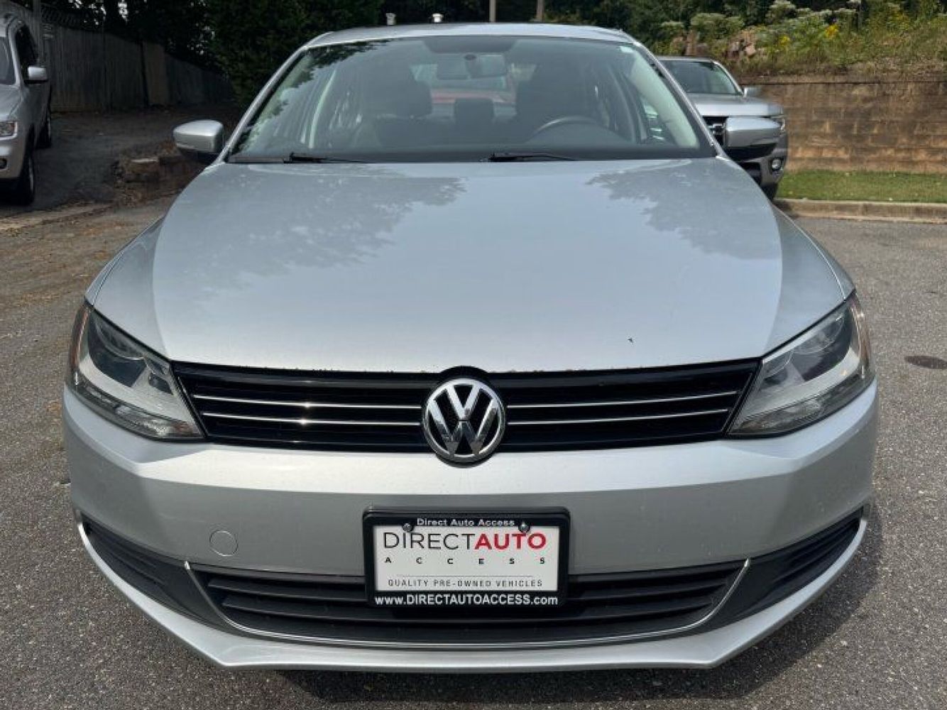 2013 Volkswagen Jetta SE photo 2