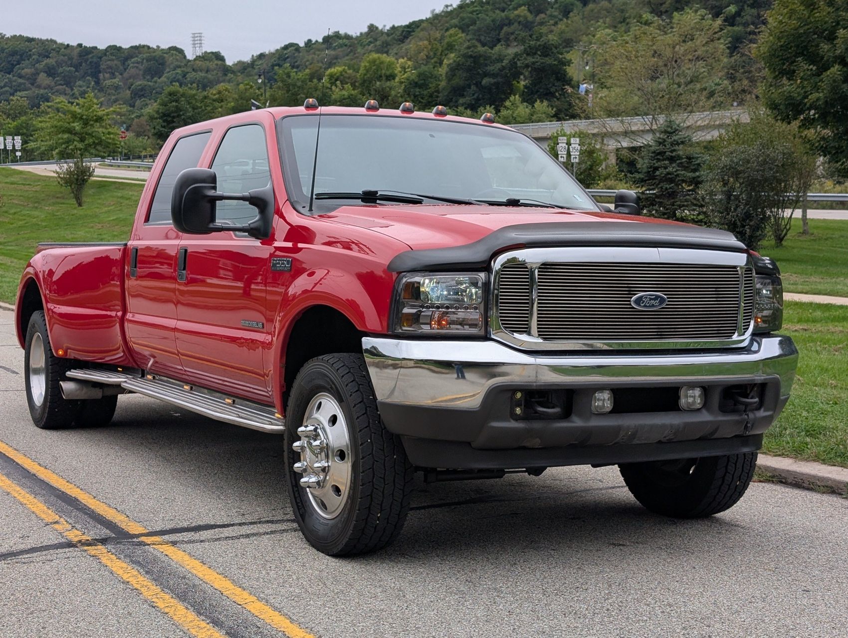 2001 Ford F-550 4