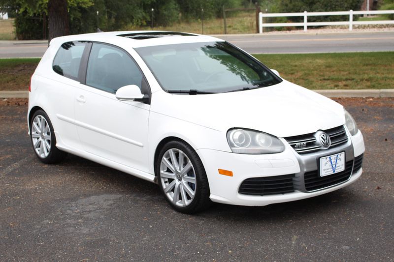 2008 Volkswagen R32 | Victory Motors of Colorado
