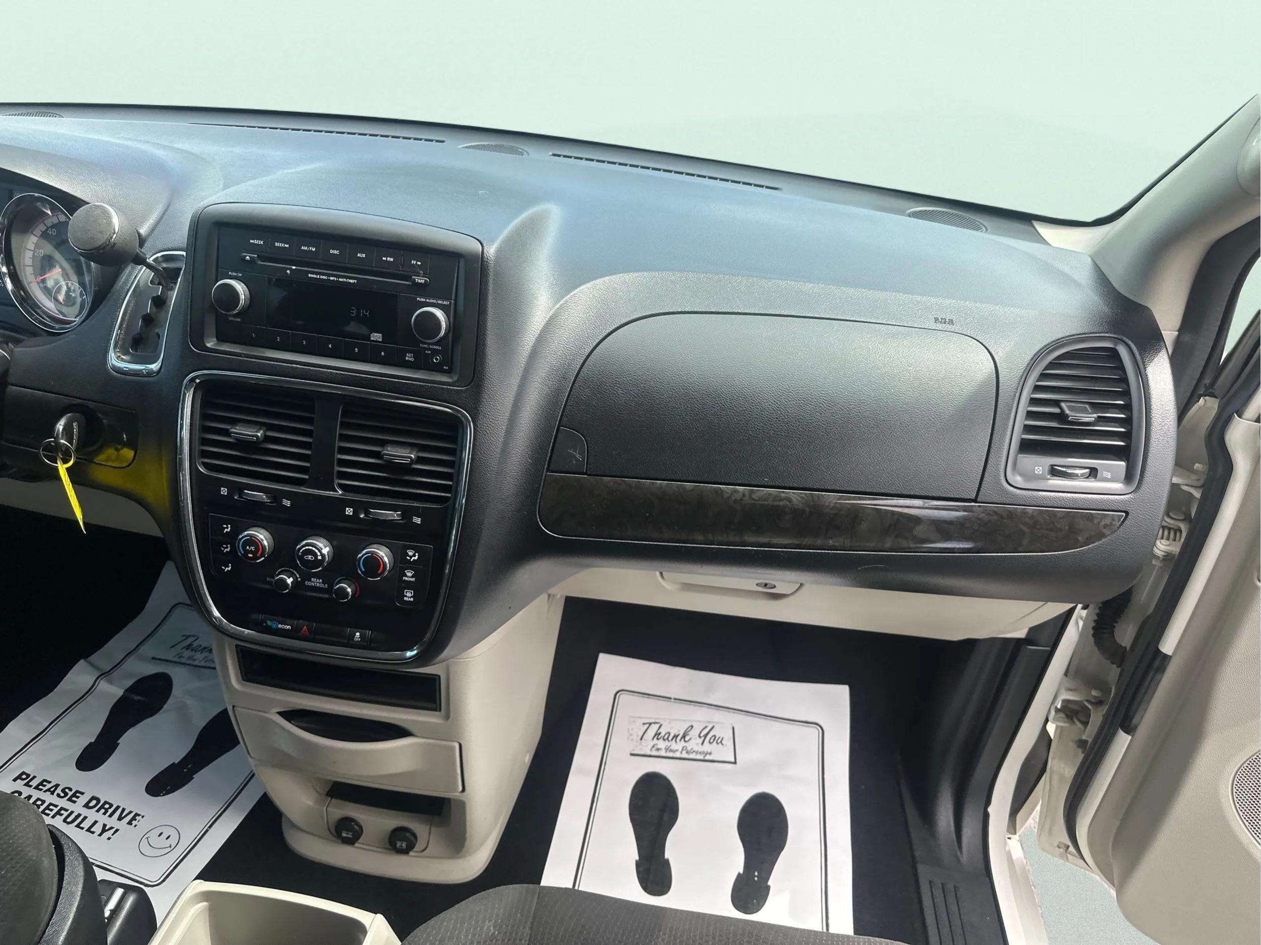 2013 Dodge Grand Caravan SE - Photo 10