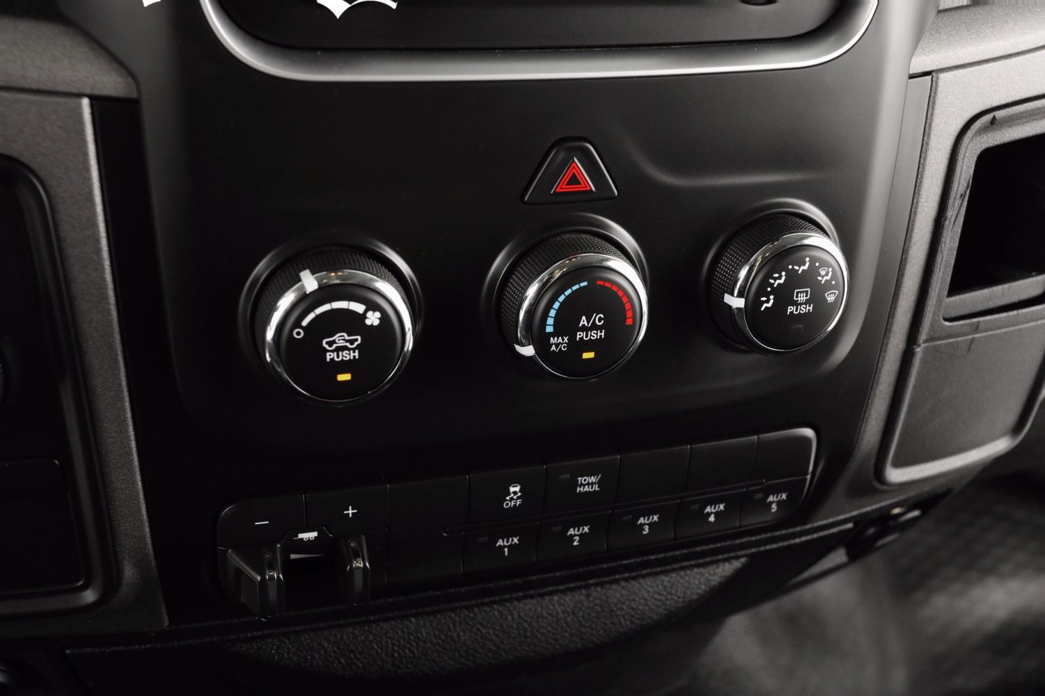 2017 Ram 2500 Tradesman photo 12