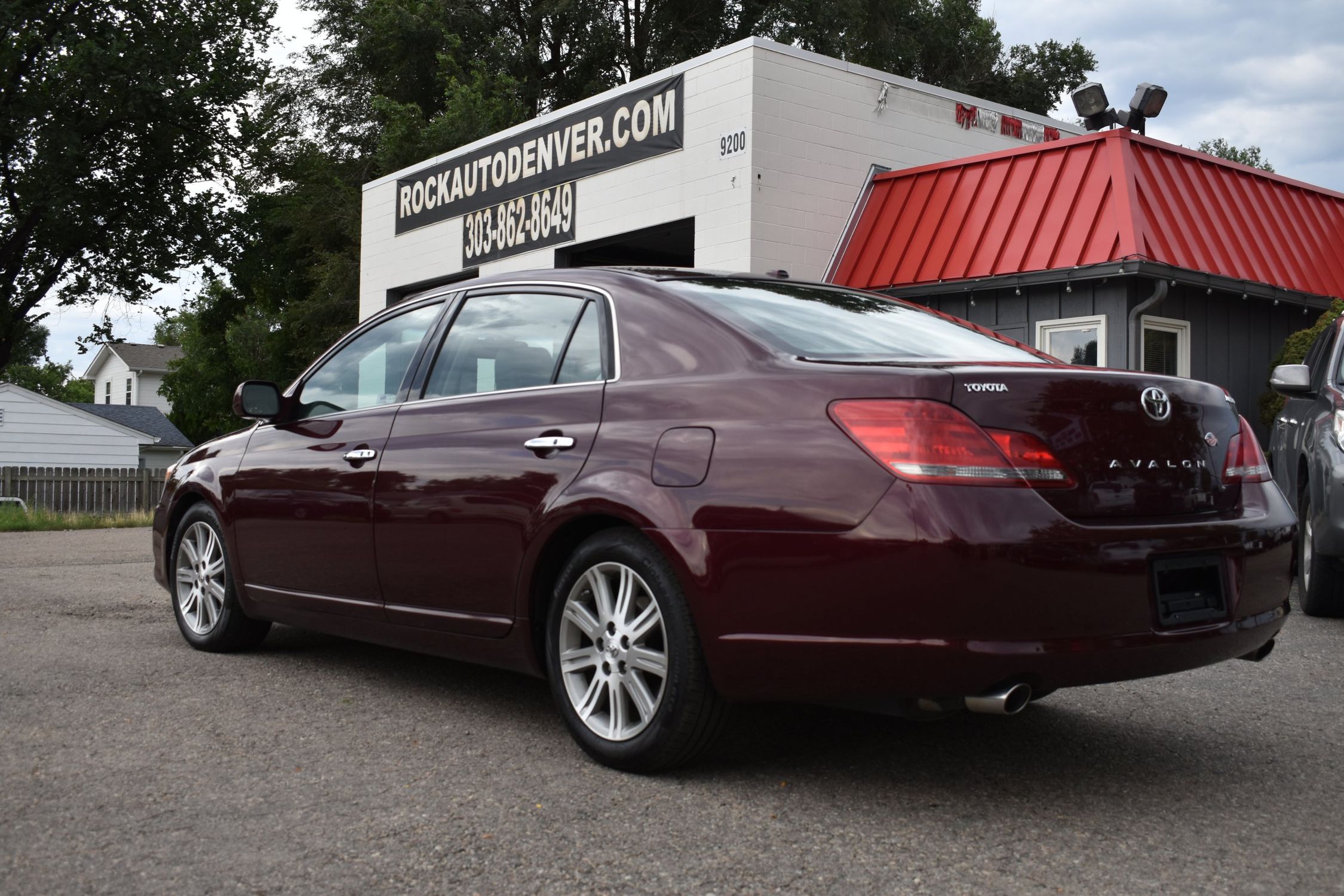 2009 Toyota Avalon Limited photo 3