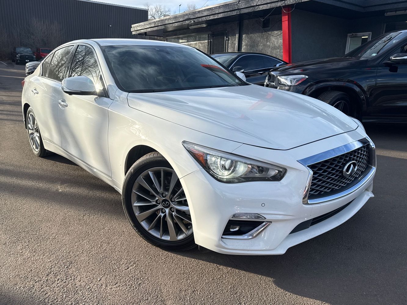 2022 INFINITI Q50 LUXE